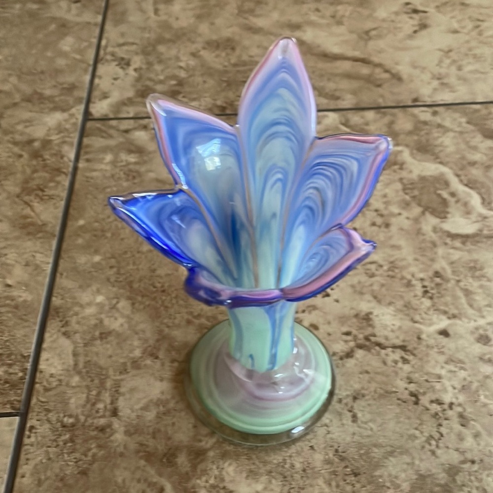 Small Glass Vase - 6 1/2” tall